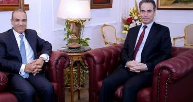 وزير الخارجية يزور الهيئة الوطنية للإعلام ويشيد بدور ماسبيرو ومكانته الشامخة