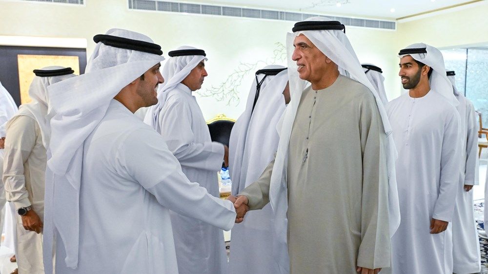 سعود بن صقر يواصل استقبال المهنئين بشهر رمضان بحضور ولي العهد