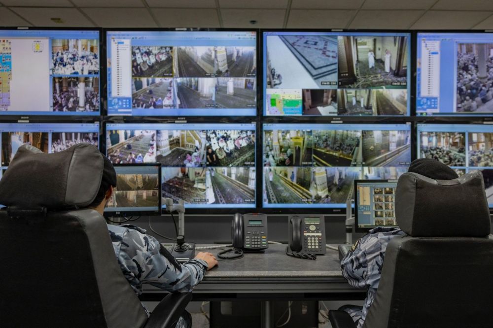 بأحدث التقنيات.. خطط أمنية متطورة لطمأنينة قاصدي الحرم النبوي