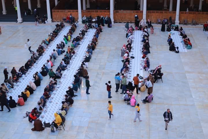 مؤسسة الجود عضو التحالف الوطني تنظم مأدبة إفطار بجامع عمرو بن العاص