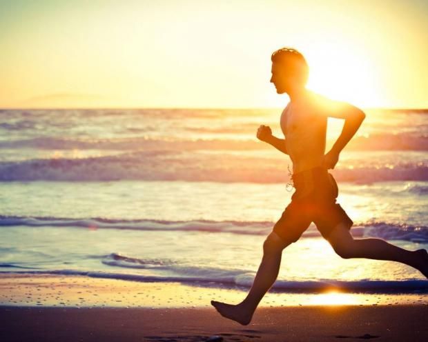 أفضل توقيت لممارسة الرياضة في رمضان.. قبل الإفطار أم بعده؟