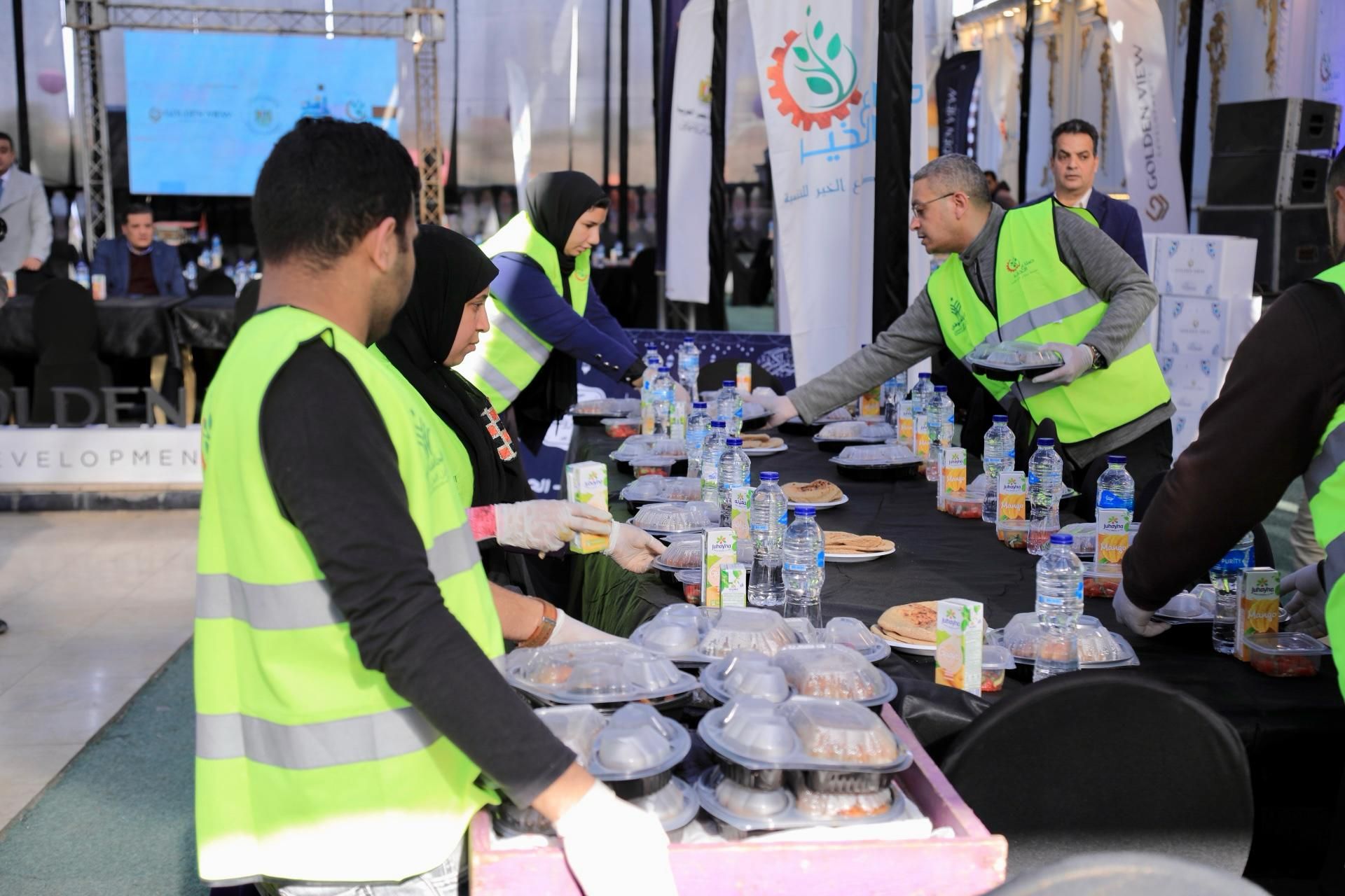 وزيرة التضامن تعلن عن مبادرة لتقديم 100 مليون وجبة إطعام في رمضان