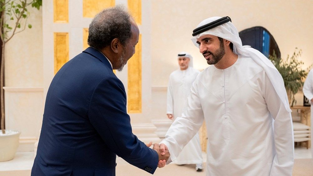 رئيس الدولة يستقبل الرئيس الصومالي