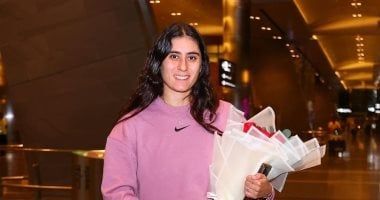 خارج الملعب.. نور الشربيني تشجع برشلونة ومحمد صلاح وتجيد عمل الباستا