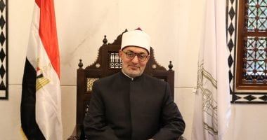 مفتي الجمهورية يهنئ الرئيس السيسي والقوات المسلحة بذكرى العاشر من رمضان