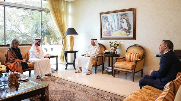 سعود بن صقر يستقبل رئيس مجلس إدارة فنادق "كمبينسكي"