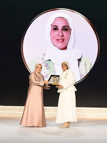 السيدة انتصار السيسى تكرم عددًا من السيدات خلال احتفالية "المرأة المصرية".. بالصور والأسماء