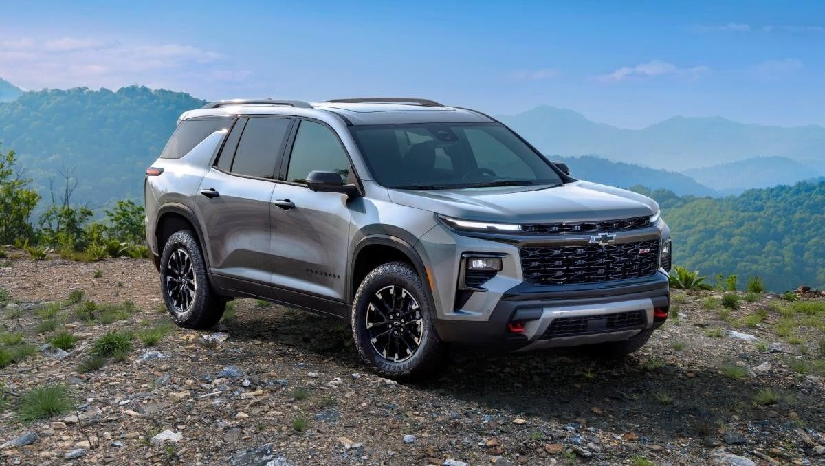 أفضل 10 سيارات SUV متوسطة الحجم حصلت على أعلى تقييمات السلامة