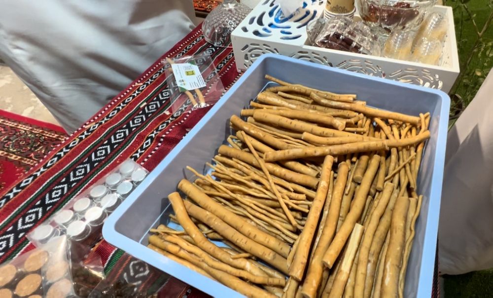 نصيحة رمضانية.. فيديو| طبيب أسنان لـ"اليوم": المسواك عبادة ونظافة