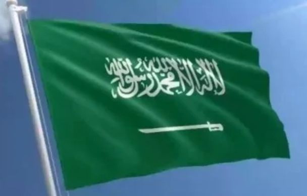 هذه المهن ممنوع على الاجانب العمل فيها بشكل نهائي والموارد البشرية تحدد رواتب السعوديين العاملين فيها