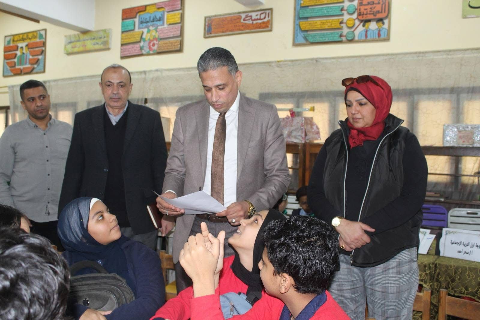 "تعليم الجيزة" يوجه بتفعيل سجل القرائية لتعزيز مستوى القراءه لدى الطلاب