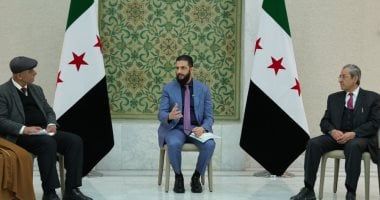 أحمد الشرع يجتمع بنخبة من أبناء السويداء.. وأنباء عن اتفاق مع الدروز