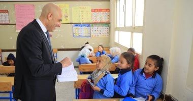 وزير التعليم يزور مدرستين في حى الأسمرات بالقاهرة لمتابعة انتظام سير الدراسة