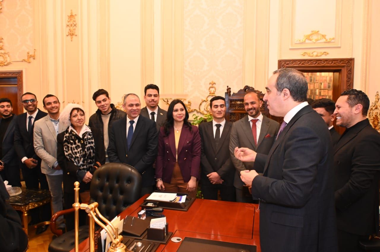 أمانتا الشباب والمرأة بحزب التجمع تشاركان فى الجلسة العامة لمجلس النواب