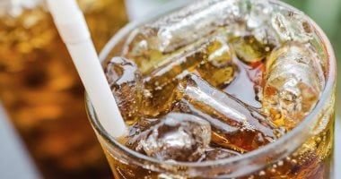 لماذا يجب على مرضى الكبد تجنب المشروبات الغازية؟ وزارة الصحة تجيب