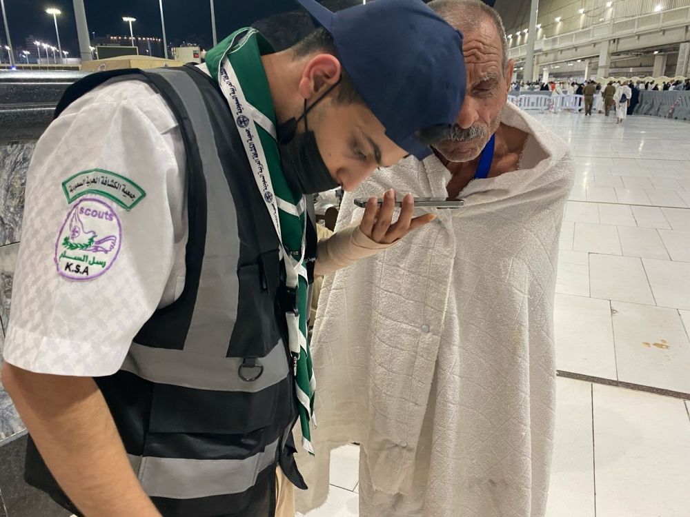 الكشافة السعودية بالمسجد الحرام.. رسل الإنسانية في رحاب الحرم