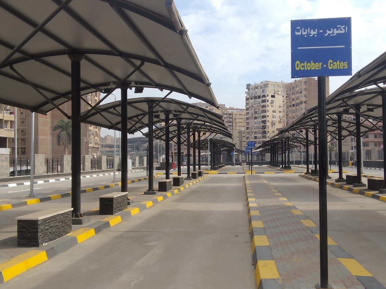 محافظ الجيزة: تجهيز موقف السرفيس الحضارى بكوبرى الصحابة بسعة 400 سيارة