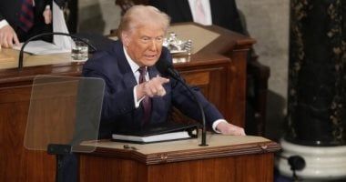 مستشار الأمن القومى الأمريكى: ترامب يرفع تعليق المساعدات لأوكرانيا فورًا