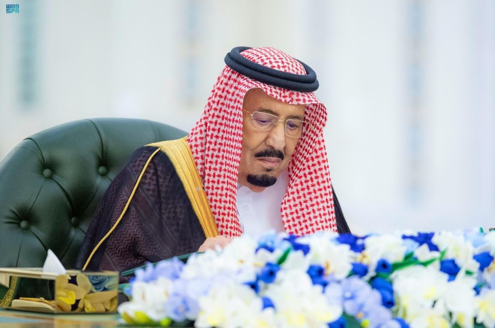 مجلس الوزراء يرحب بالمحادثات بين أمريكا وأوكرانيا في المملكة