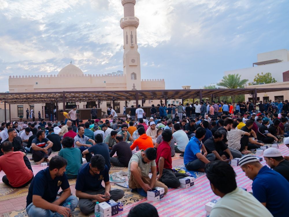 الامارات | "دار البر" توفر 12 ألف وجبة إفطار يوميا خلال رمضان