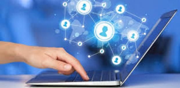 إزاي تحمي أولادك من مخاطر الإنترنت؟.. نصائح للرقابة الأبوية على الأبناء