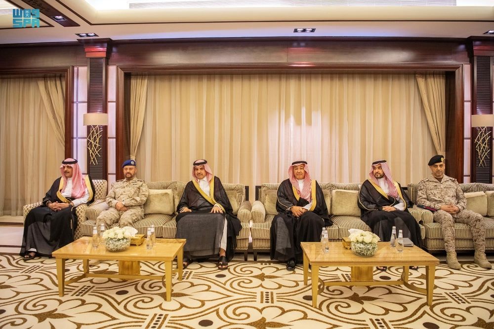 وزير الدفاع يبحث الأوضاع الإقليمية والدولية مع نظيره التركي