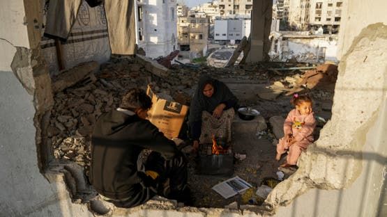 الخليج اليوم .. اجتماعات عربية أميركية في الدوحة لبحث خطة إعمار غزة