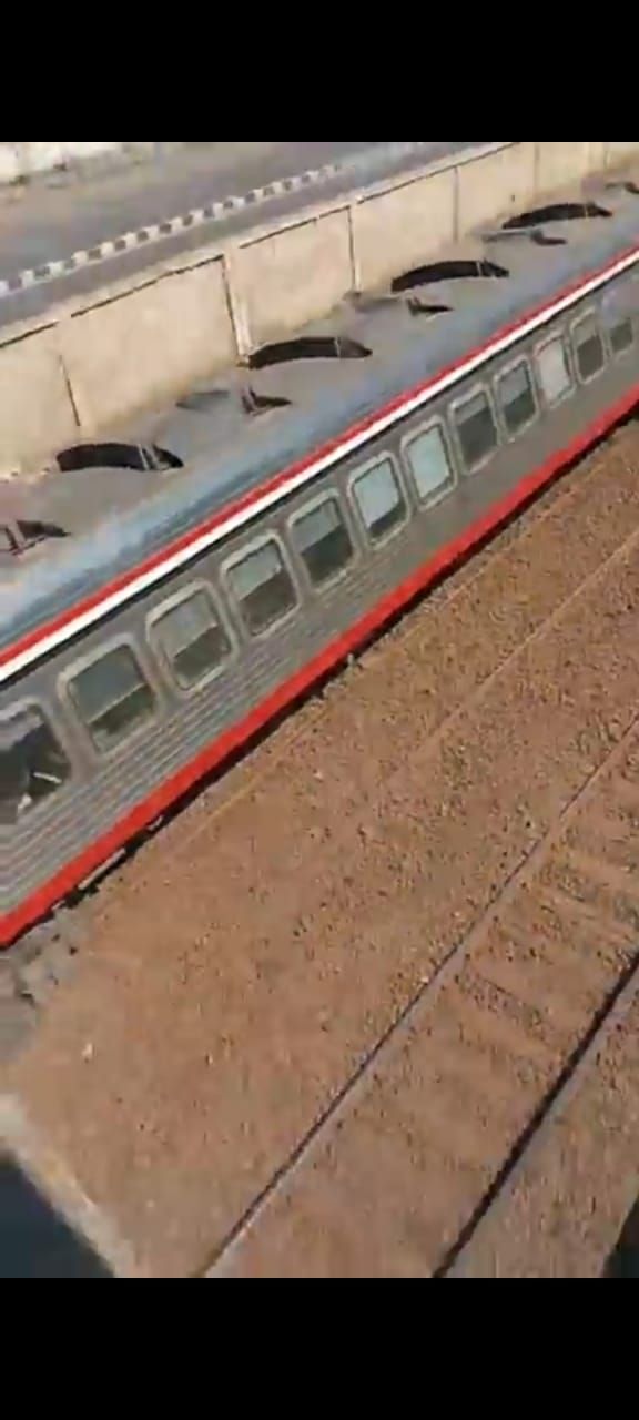 خروج عربات قطار عن القضبان قبل دخوله محطة طنطا.. صور