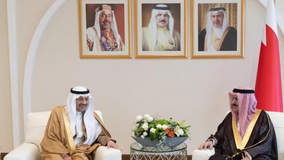 الخليج اليوم .. رئيس النواب البحريني يشيد بالشراكة الاستراتيجية بين المنامة والرياض