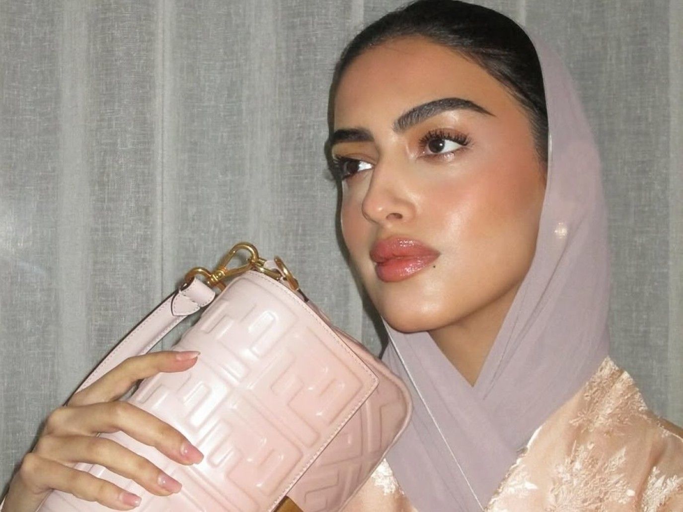 صيحات مكياج ناعم لإفطارات رمضان 2025: اختاريها بأسلوب المدونات