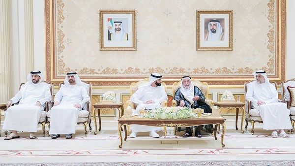 الحكام يواصلون استقبال المهنئين بشهر رمضان المبارك