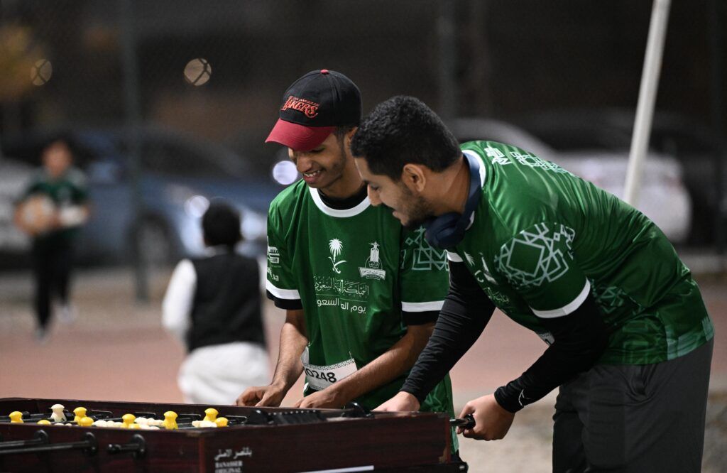 السعودية | جامعة الملك عبدالعزيز تحتفل بيوم العلم السعودي بسباق “راية العز”