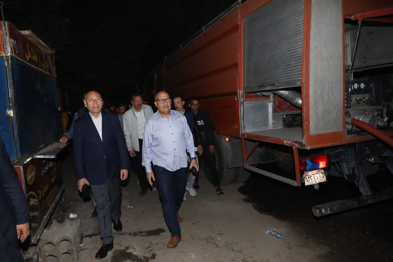 ساعات الجحيم فى وسط البلد.. القصة الكاملة لحريق أكشاك بجوار معامل الصحة