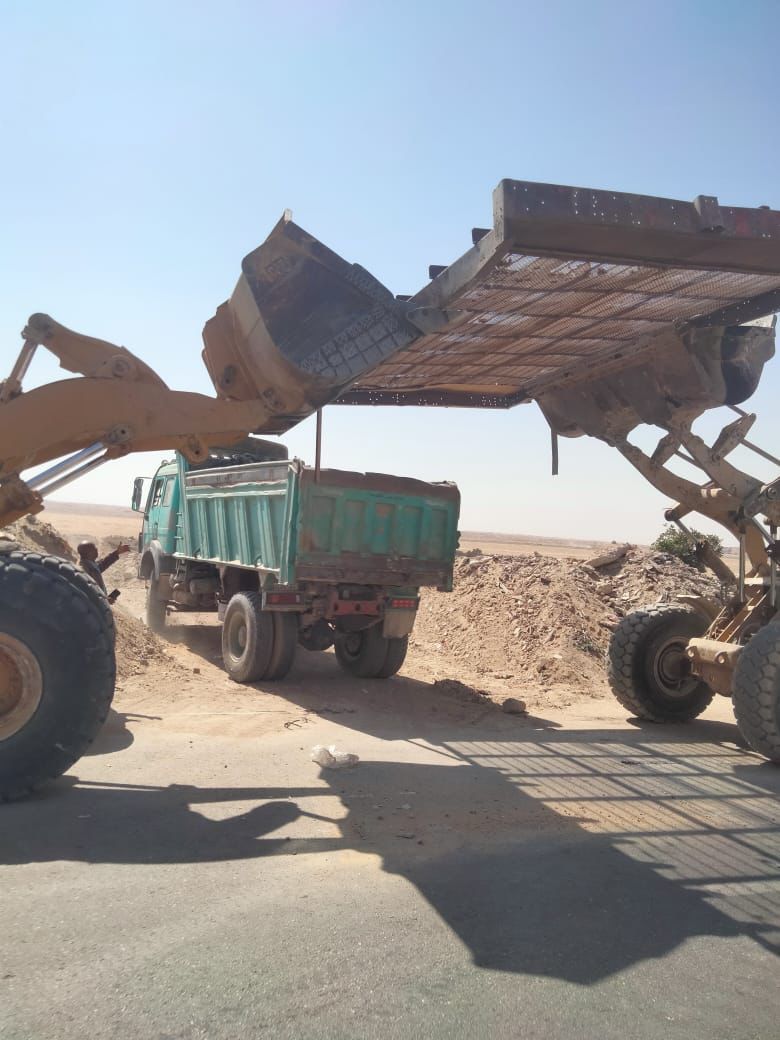 حملات إزالة لمخالفات وتعديات بالشيخ زايد وأكتوبر الجديدة وبدر والعاشر