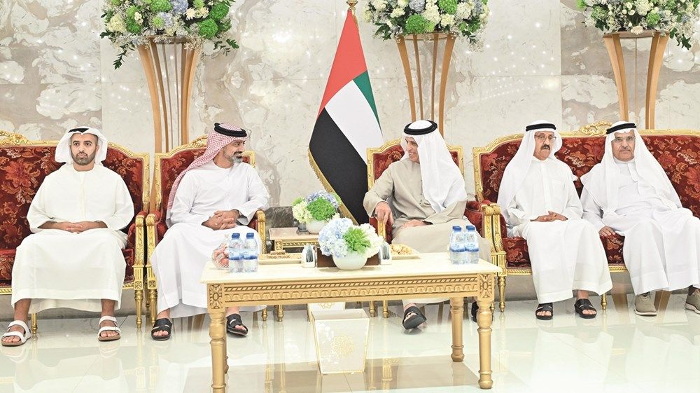 الحكام يستقبلون المهنئين بشهر رمضان المبارك