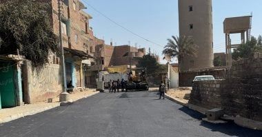 محافظ الجيزة: رصف وتطوير 5 شوارع حيوية فى قرى أطفيح