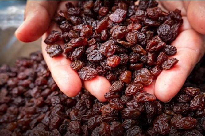 هل الزبيب مفيد للانتصاب؟