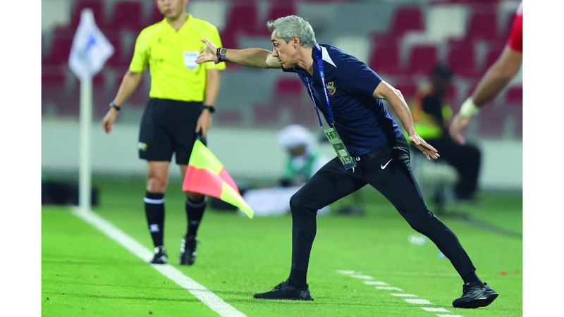 الامارات | سوزا: فخور بلاعبي  شباب الأهلي.. والشارقة تعمّد إضاعة الوقت