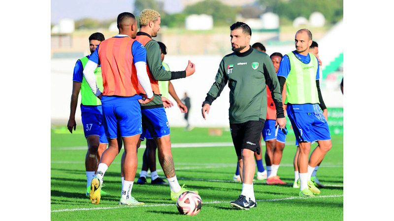 الامارات | الشحي: ليس غريباً على «الصقور» الفوز بـ 5 مباريات متتالية