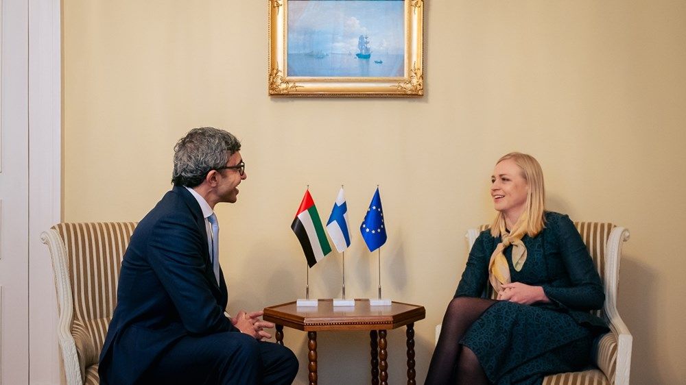 عبدالله بن زايد ووزيرة خارجية فنلندا يبحثان تعزيز مسارات التعاون الثنائي