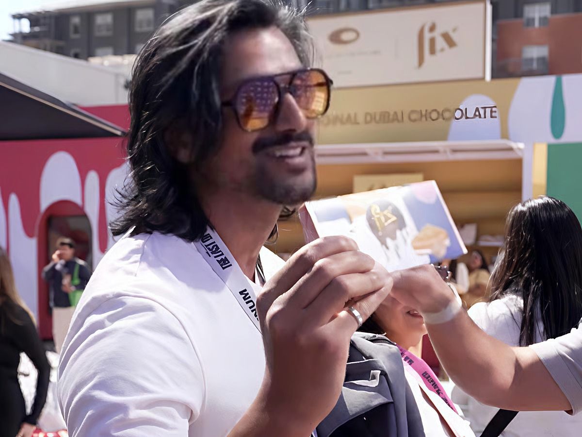 الامارات | طوابير طويلة في تكساس لتجربة "شوكولاتة دبي" وشاي الكرك