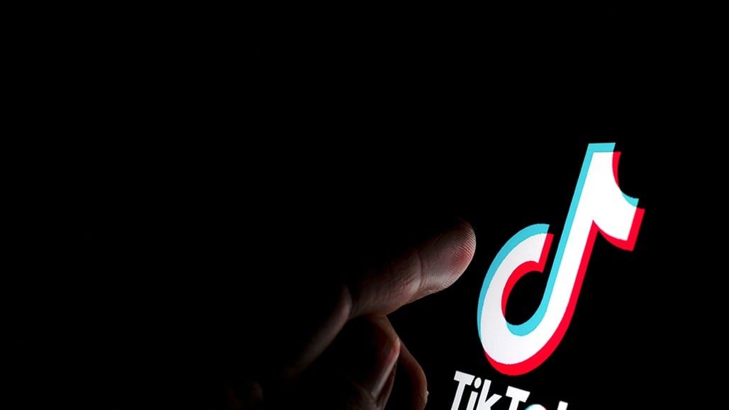 قيود على المراهقين من "تيك توك"... والآباء سيتحكمون بحسابات أولادهم!