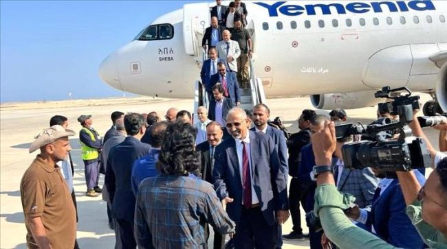 اللواء الزبيدي يصل المكلا