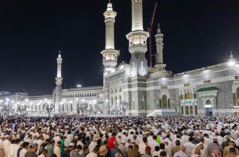 "المطوف الرقمي".. دليلك الشامل لرحلة ومناسك العمرة