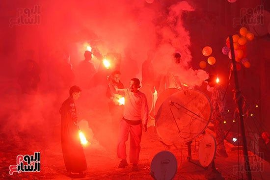 إفطار المطرية.. الآلاف يشاركون في أكبر حفل إفطار جماعى بمصر "صور"
