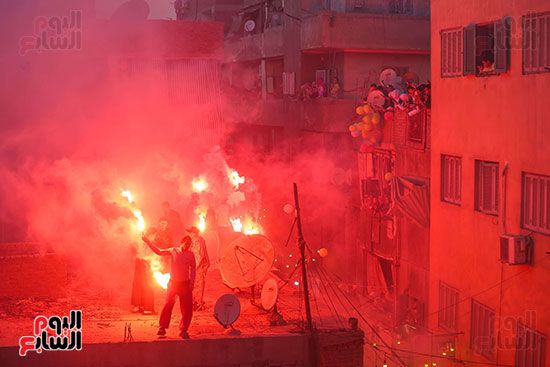 إفطار المطرية.. الآلاف يشاركون في أكبر حفل إفطار جماعى بمصر "صور"