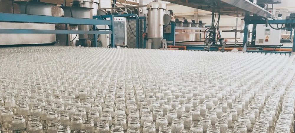 أرباح «زجاج» تقفز 102% إلى 96.8 مليون ريال في 2024