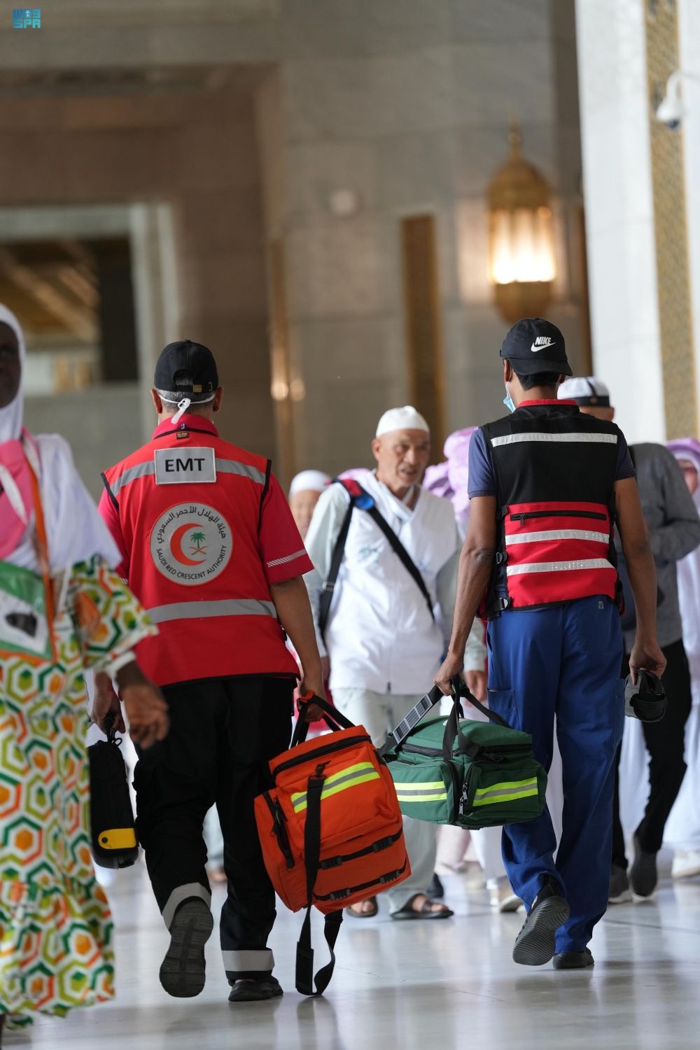 بأقل من دقيقتين.. إعادة النبض لمعتمر في المسجد الحرام