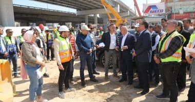 وزير النقل يوجه بفتح كوبري العامرية أمام السيارت خلال عيد الفطر