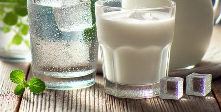 ليس الماء فقط.. مشروب يحميك من العطش ويمنحك طاقة أطول خلال الصيام